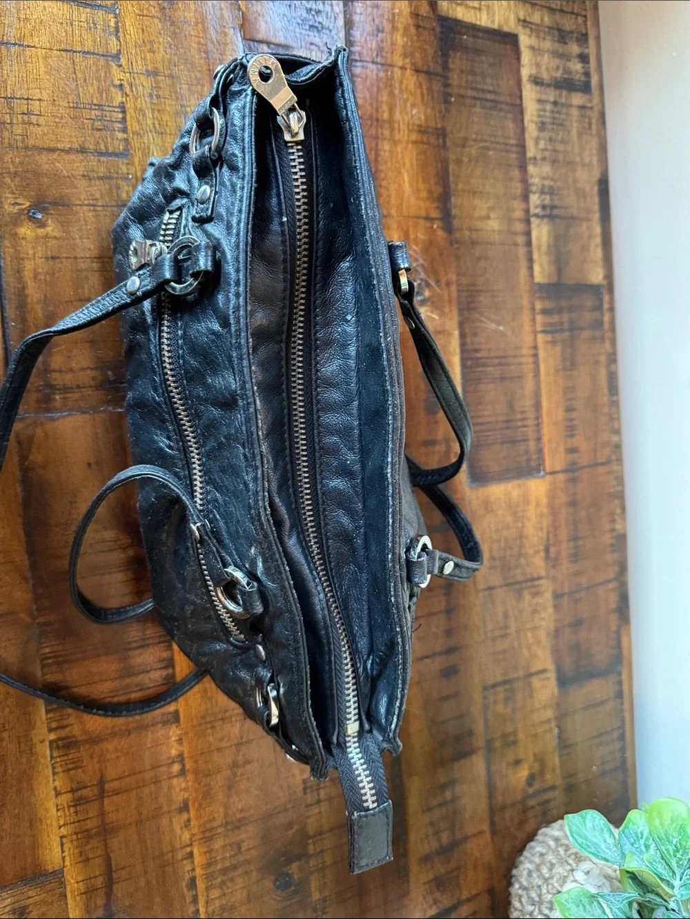 Black Wilson’s Leather Shoulder Bag - Classic Women's Tote
